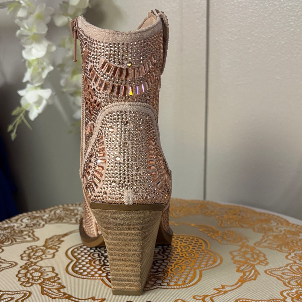 Very G Glittering Ankle Booties - Tan - Picture 4 of 4